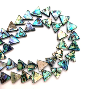 Cuentas triangulares de concha de abulón iridiscente para creación de joyas DIY