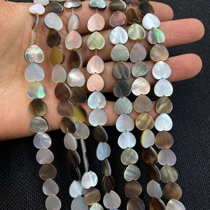Natural mother of pearl heart shaped shell beads for DIY jewelry making and necklaces
