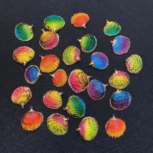 Détails de pendentifs coquilles Saint-Jacques dégradés avec bordure dorée pour bijoux DIY