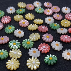Natural white shell sunflower beads in mixed macaron colors for DIY jewelry making