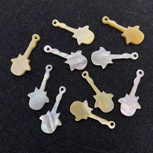 Natural Shell Guitar Shape Pendant Polished Mother Of Artificial Pearl Charms For DIY Necklace Jewelry Making Accessories
