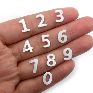 Natürliche weiße Muschelperlen 10mm Zahlen 0-9 für DIY Schmuckherstellung Ketten