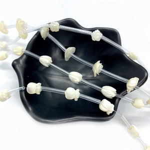 White tulip flower shaped natural sea shell beads for DIY jewelry making accessories