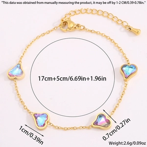 Vue détaillée du bracelet cœur doré avec dimensions 17 plus 5cm et poids de 2,6g