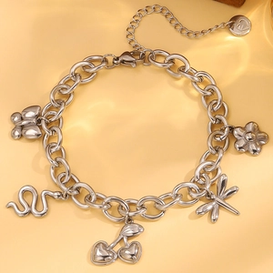 Silbernes Gliederkettenarmband mit Schmetterling-, Libellen- und Schlangenanhängern