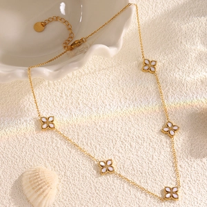 Luxueux Collier en Acier Inoxydable Trèfle à Quatre Feuilles pour Femmes Plaqué Or Pendentif Nacre Blanche Fleur Bijoux