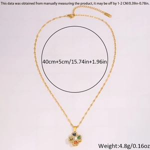 Detail showing colorful clover pendant with 40+5cm chain and 4.8g weight specs
