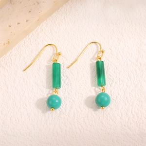 Boucles d'oreilles rétro en acier inoxydable avec pierres vert émeraude