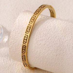 Vergoldetes Edelstahl-Armband mit klassischem griechischem Mäandermuster Design