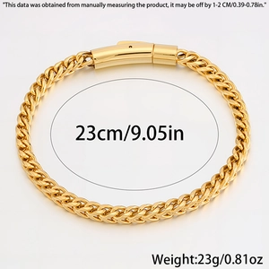 Detail view of 23cm golden stainless steel keel chain bracelet with push-lock clasp