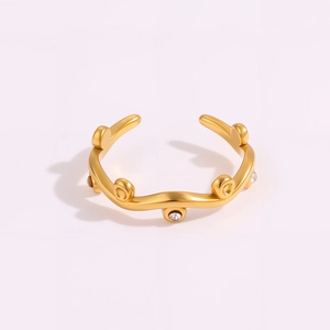 Elegant gold leaf zircon open ring with irregular wave design and sparkling rhinestones