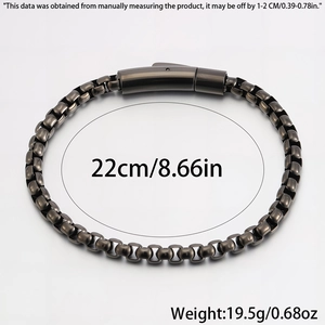 Detail view of gunmetal box chain bracelet with 22cm length and cylinder clasp info