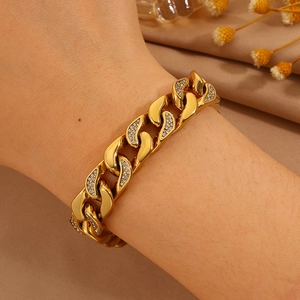 Pulsera cubana de acero inoxidable chapado en oro de 18K con diamantes de imitación