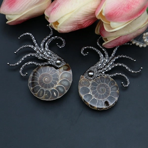 Octopus ammolite fossil pendant with retro silver-plated tentacles jewelry decoration