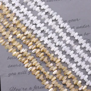 Perline di conchiglia naturale a goccia per gioielli fai-da-te in bianco e crema