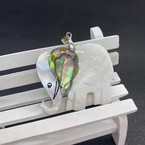 Colgante elefante de concha natural con nácar e incrustaciones de nácar de abulón