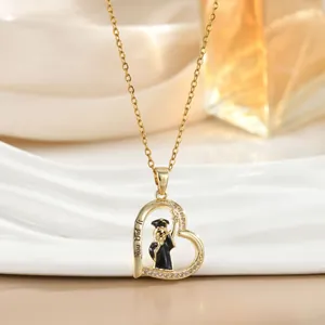 Gouden hartvormige afstudeerjas met zwart emaille silhouet en You Did It inscriptie