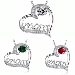 Elegantes collares de corazón Mom con piedras blancas, verdes y rojas en acabado plata