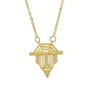 Collana con ciondolo a scudo geometrico d'oro in stile turco vintage con zirconi scintillanti