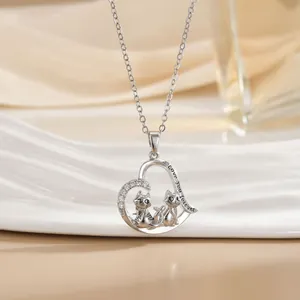 Hohlherz-Halskette mit zwei Katzen und Love you forever Gravur in Silberoptik