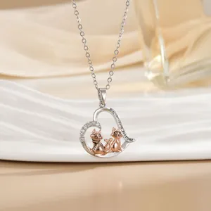 Silberne Herzenskette mit Roségold-Katzen, Mond-Anhänger und I love you forever Gravur