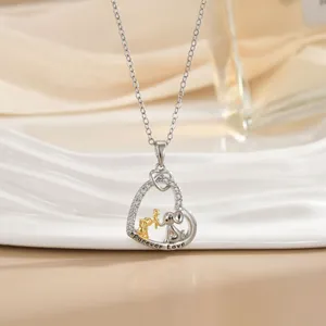Elegante Herzkette mit Gold- und Silberelefanten und Forever Love Gravur für Damen