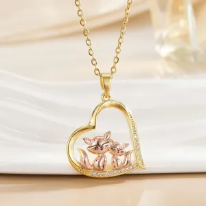 Herzförmige Fuchs-Halskette mit Roségold-Finish und funkelnden Zirkonia-Steinen