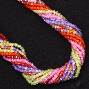 Mehrsträhnige gedrehte Kette mit bunten Würfel-Natursteinperlen für DIY-Schmuckzubehör