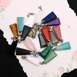 Colgantes trapezoidales de piedras semipreciosas en varios colores con enganche de plata