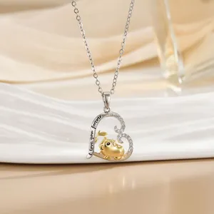 Zweifarbige Herzkette mit goldenem Schweinchen und I Love You Forever Gravur Damen