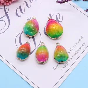 Natuurlijke Schelp Conch Hangers Kleurrijke Gradiënt Vergulde Zeeschelp Charmes Voor DIY Ketting Armband Sieraden Maken Bevindingen