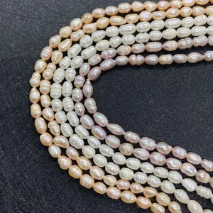 Rangs de perles d'eau douce naturelles blanches roses et violettes pour la bijouterie