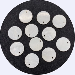 Perles rondes en nacre naturelle blanche de 10mm avec trous pour la création de bijoux