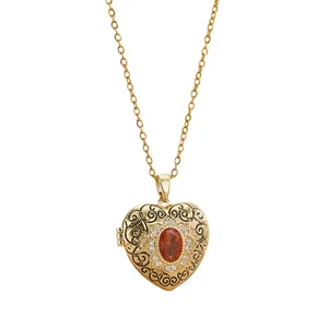 18k vergoldete Herz-Medaillon-Halskette mit Vintage-Filigran und orangem Edelstein