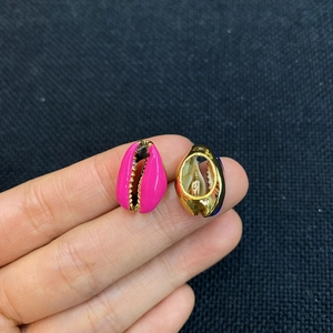 Natural conch shell beads in pink and gold finish for DIY jewelry bracelet necklace