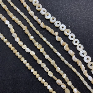 Natürliche Muschelperlen in Tropfenform und verschiedenen Formen für DIY Schmuck