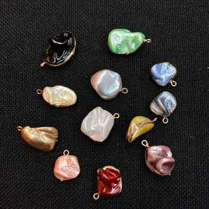 Pendentifs en nacre baroque naturelle avec bordure dorée pour bijoux faits main