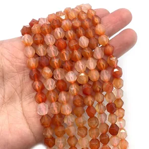 Fil de perles en agate rouge facettée avec pierres rondes semi-transparentes 6-10mm