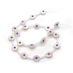 Natural sea shell daisy flower beads with white petals and purple centers for DIY jewelry
