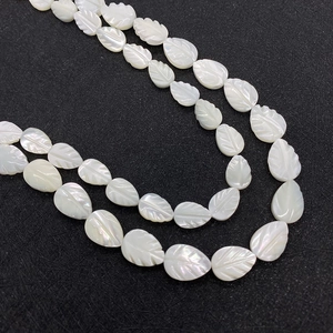 Natuurlijke witte parelmoeren kralen in bladvorm voor DIY kettingen en armbanden maken