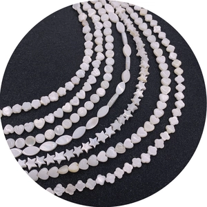 Cuentas de nácar blanco en forma de estrella, corazón y trébol para joyería artesanal DIY