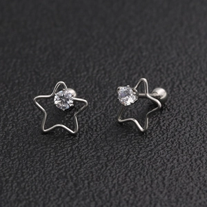 Boucles d'oreilles étoile en acier chirurgical avec zircon et fermoir boule vissé