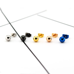 Minimalistische Kugelstecker aus Titanstahl in Silber, Gold, Schwarz und Blautönen