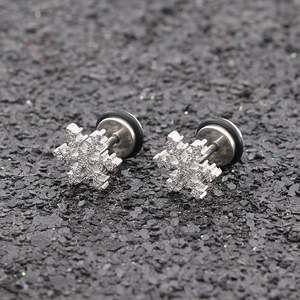 Boucles d'Oreilles Clous en Acier Inoxydable Flocon de Neige Fleur de Prunier pour Femmes Hommes Bijoux Floraux Ajourés Cadeau de Noël Or Argent Noir