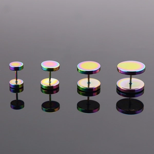 Orecchini minimalisti in acciaio al titanio arcobaleno con dischi in quattro dimensioni