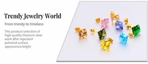 Vue macro des boucles d'oreilles carrées de 5 mm en zircone AAA de diverses couleurs