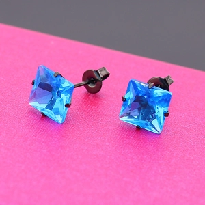 Pendientes de tuerca de circonita azul AAA cuadrada con engaste de cuatro garras de acero