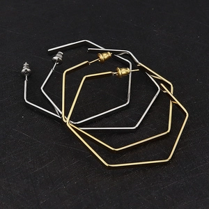 Orecchini a cerchio esagonali minimalisti in finitura oro e argento lucido