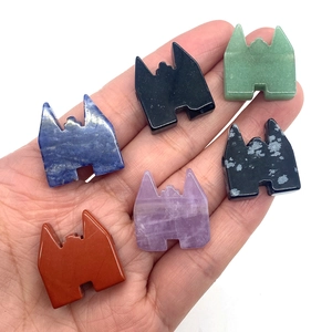 Set aus sechs burgförmigen Natursteinen mit Onyx und Schneeflocken-Obsidian Perlen