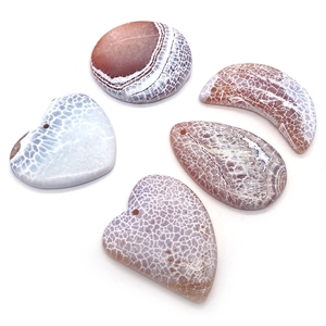 5-piece set of white dragon vein agate pendants in mixed geometric shapes for DIY jewelry
